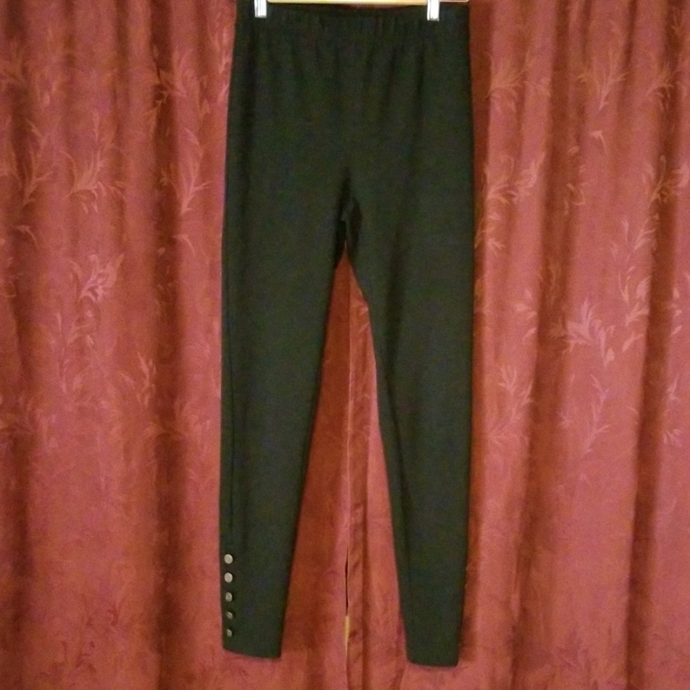 Narration black pants